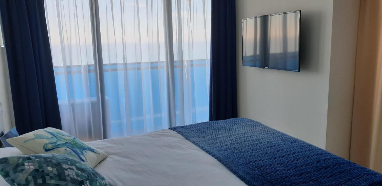 Orbi City Sea View Batumi Exterior photo